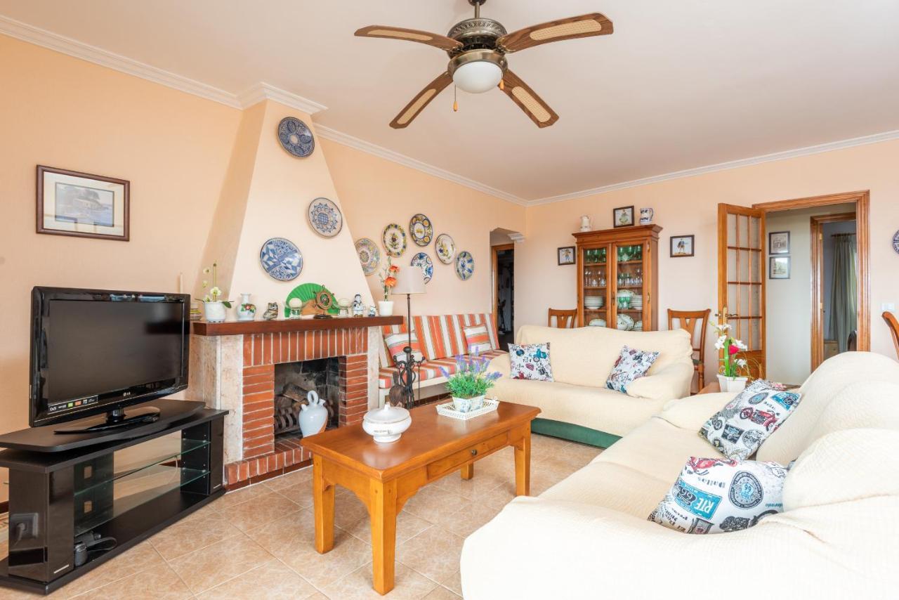 Villa Sur Binisafua Екстер'єр фото