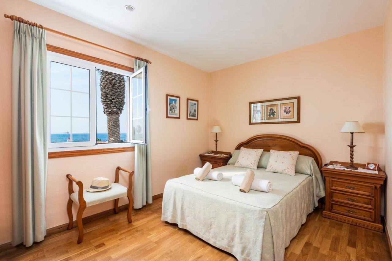 Villa Sur Binisafua Екстер'єр фото