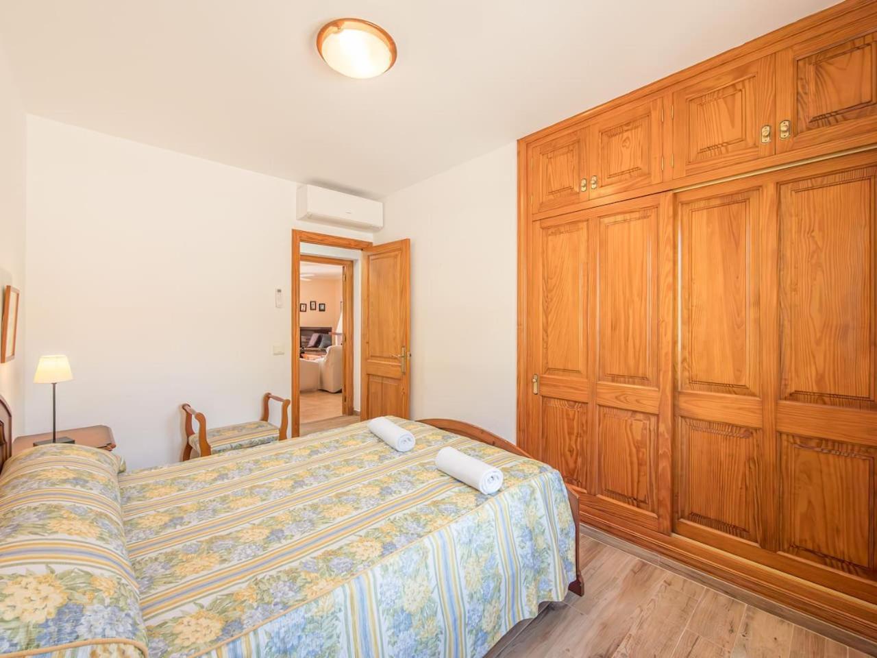 Villa Sur Binisafua Екстер'єр фото