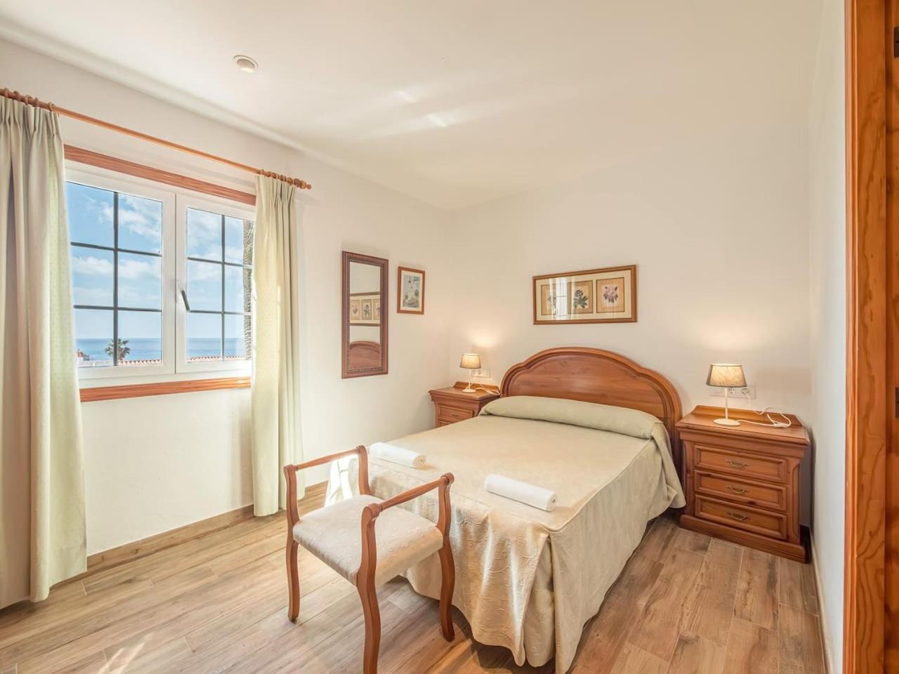 Villa Sur Binisafua Екстер'єр фото