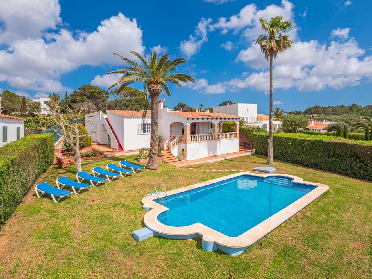 Villa Sur Binisafua Екстер'єр фото